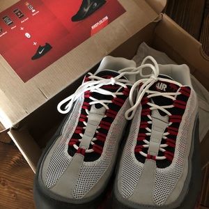 Nike air max’s 24-7